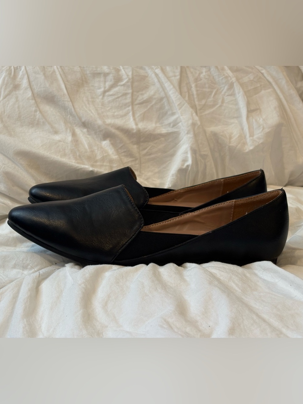 Matt & Nat Black Vegan Leather Pointed Toe Loafers Flats Size 10
